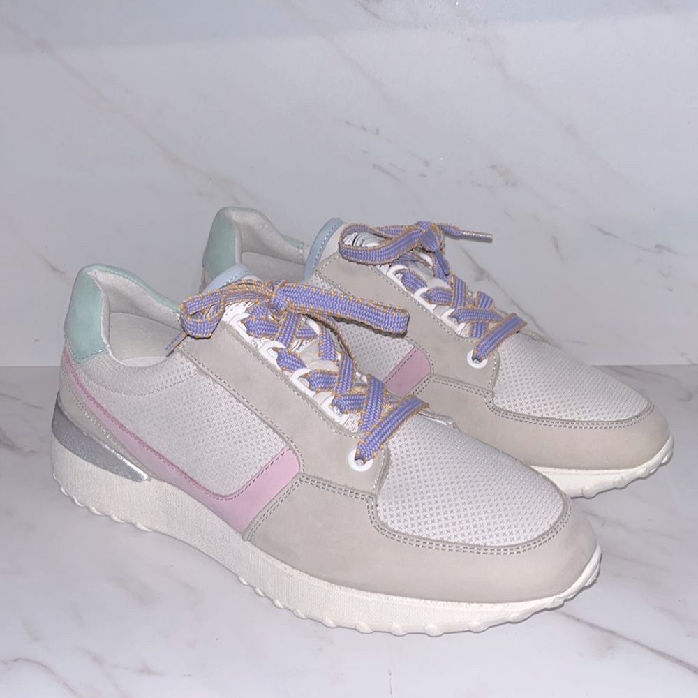 Bullboxer Caroline pastel grey sneaker shoes sz 10